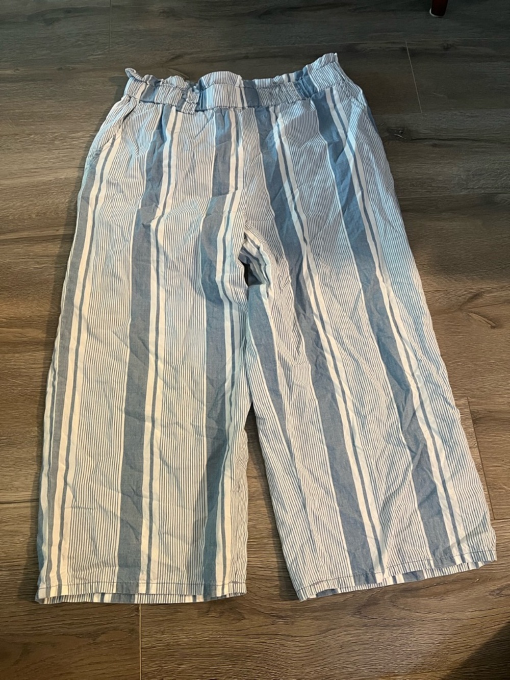 Vero Moda Cropped Wide Leg Pants